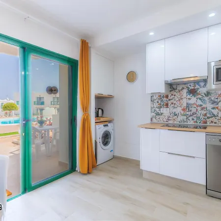 Sama Pool View And Wifi By Irent Fuerteventura Apartman