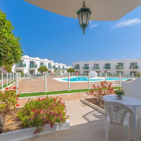 Sama Pool View Y Wifi By Irent Fuerteventura Apartamento Corralejo