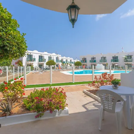 Sama Pool View Y Wifi By Irent Fuerteventura Apartamento Corralejo